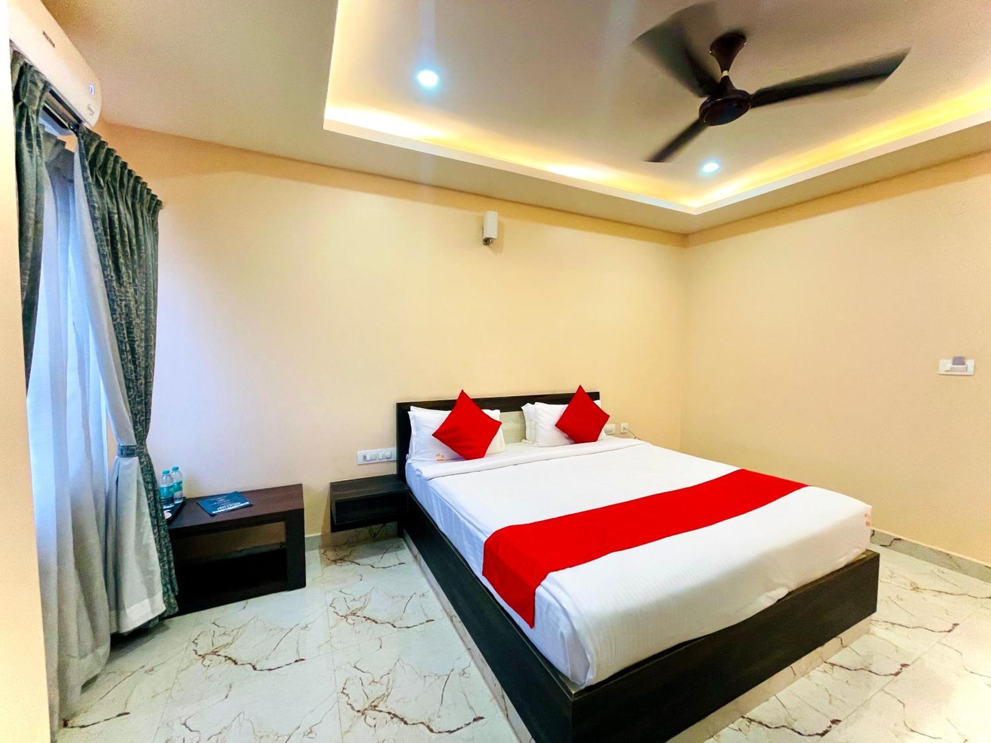 Aura By Agira Hotels Yelahanka Extérieur photo